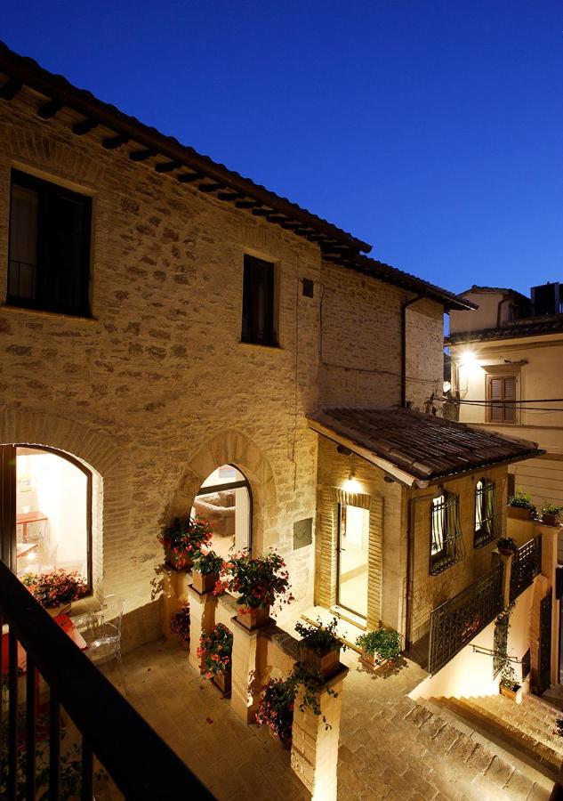 Hotel Sorella Luna Assisi Dış mekan fotoğraf